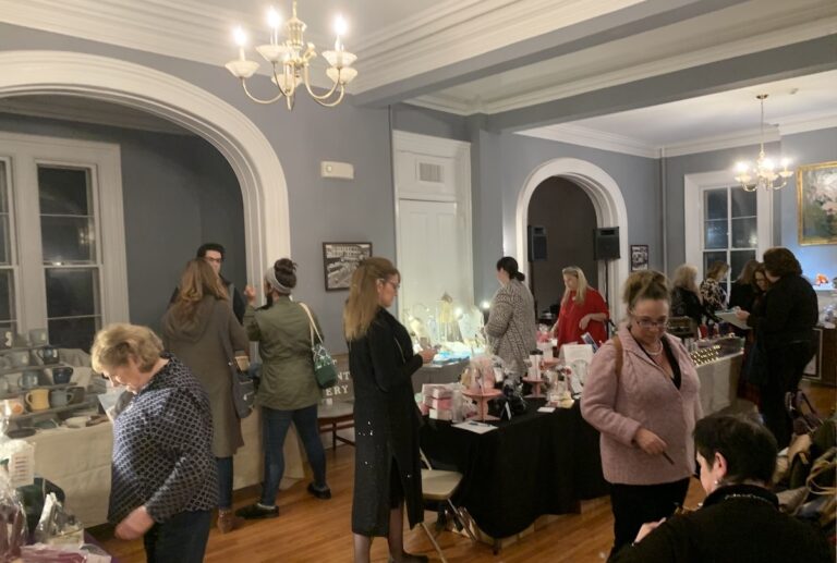 Vendor Holiday Shopping Review