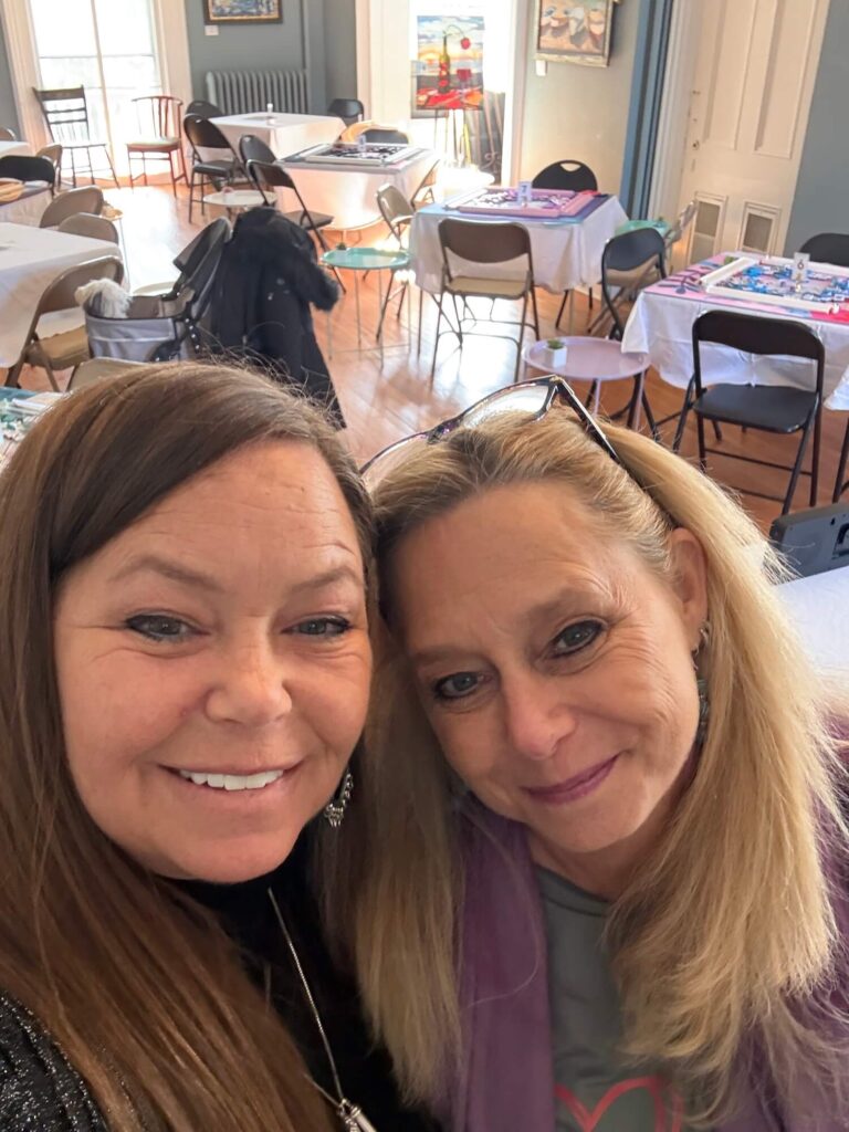 mahjong instructor sisters Jami and Elva